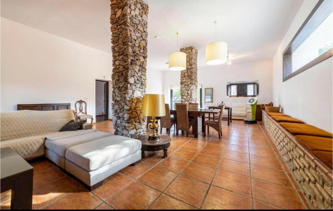 Cortijo Andaluz Dona Adela Guest House Almeria Exterior photo